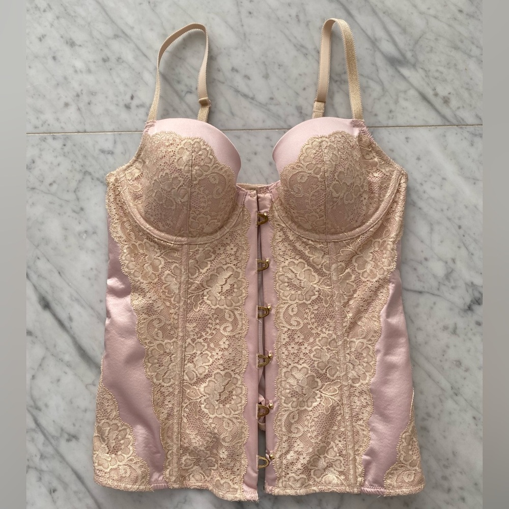 BNWT Victoria’s Secret corset 36B. Pink and gold.